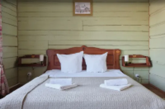 Apartment House Listratova