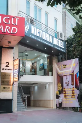 Victoria Hotel Me Tri Hotels near Trung Tâm Thương Mại Trung Văn 1