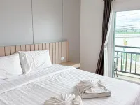 Roadhouse Hotels in Nong Khai