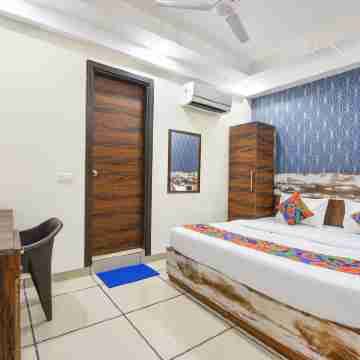 RECONNECT SUITES Rooms