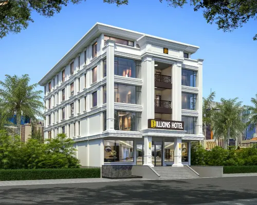 LAO BILLIONS HOTEL（Near French Street,  adjacent to the night market and the Mekong River.） โรงแรมใกล้วัดจันทร์