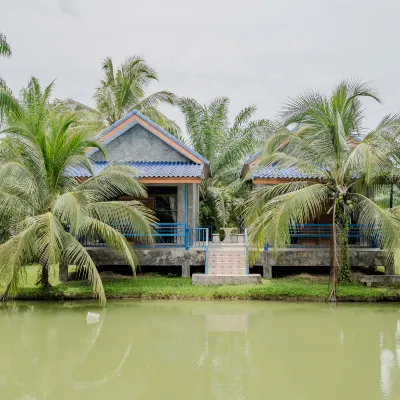 Baan Suan Lung Wat (Near  Surakul Pier) Hotels near Ao Phang Nga