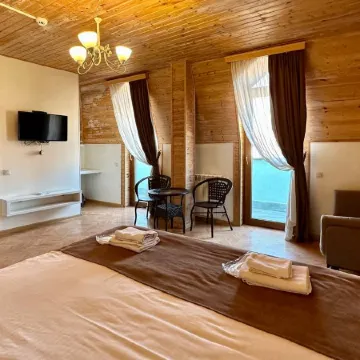 Hotel Four Brothers