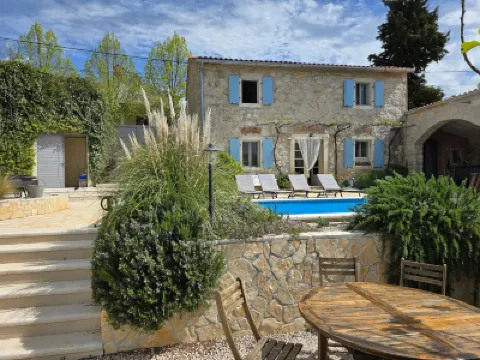 Villa Alisia, a beautiful natural stone house near Poreč Hoteles en 