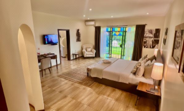 Pink Flamingo Boutique Hotel