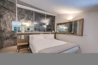 Luxury Seaview Rooftop by The First - 4-Star