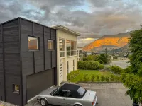 Central Mountain Retreat Hotels in 