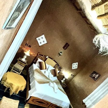 RIAD SARAYAS