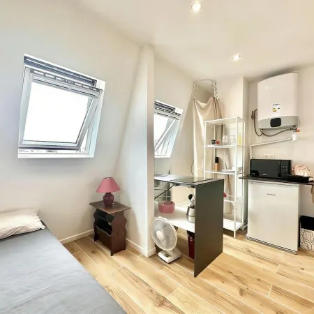 Stylish Studio on Rue de Turbigo