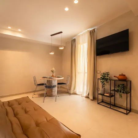 Luxe Apt w/ double terrace in the Heart of Naples