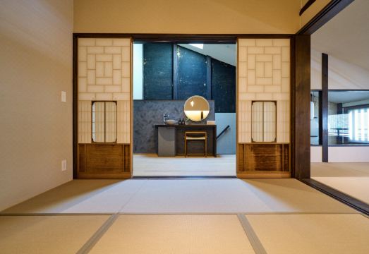 교토 마치야 카모가와 가든스 내부