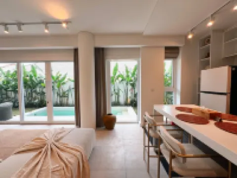 The Cruise Berawa by CPM Bali