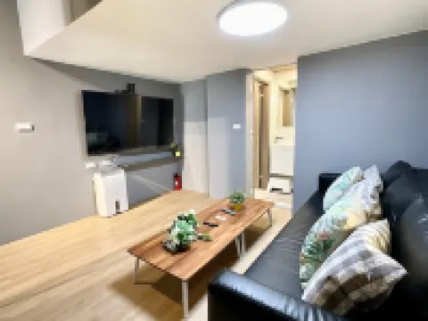 Kaohsiung Good Day 911 Homestay Sleeps 22/KTV