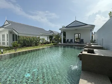 รูปภาพของบ้านไพลิน พูลวิลล่า หัวหิน