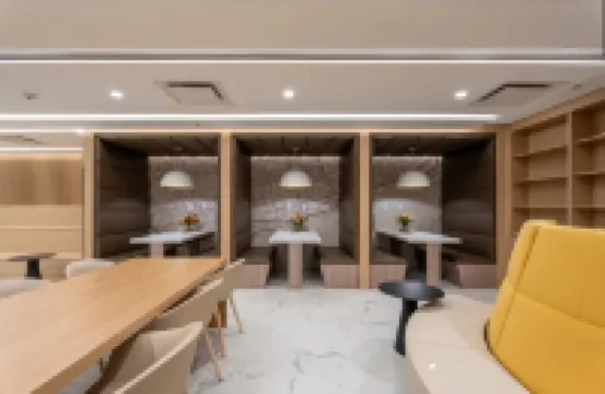 INFIVILLA Suites Eaton Center