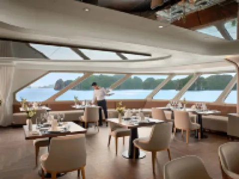 Grand Pioneers Halong Bay Cruise 2 Hotels in Ha Long City