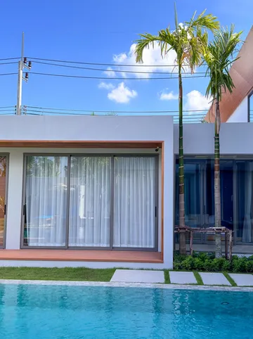 รูปภาพของเซนิธี ลักซ์ ─ วิลล่าหรูสไตล์โมเดิร์น 4 ห้องนอนในบางเทา | Warm Plus