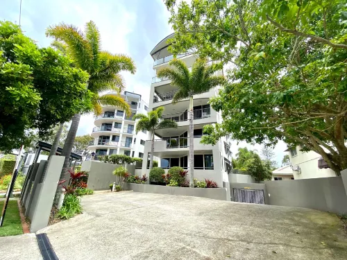 RIVA Apartments