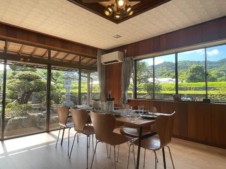 Opened in July 2025! 6 minutes by car from Seto Geijutsu-do venue | Enjoy the garden and scenery Отели рядом со станцией JR Tsuruwa station