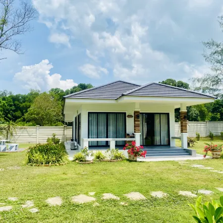 Fueng Fah Villa Sea Views