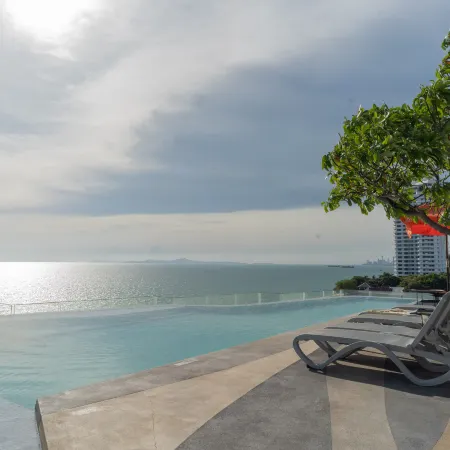 Bayphere Residence by Prop Hopper