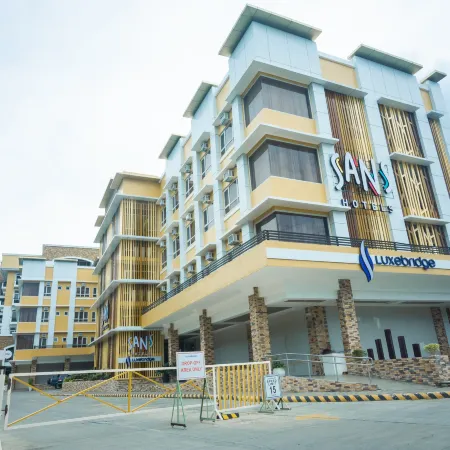 Luxebridge Hotel