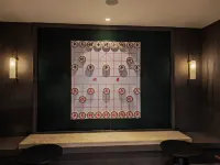 The Stallionz Classy Suites by LH