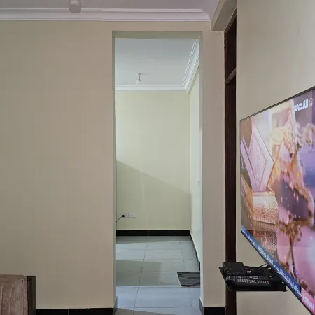 Al-mendhiry Apartment