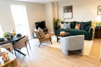 Stay in Cardiff Bay | Free Parking & WiFi