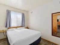 Traralgon Holiday Village Hotels in Traralgon