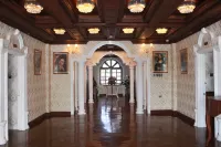 San Franz Hotel La Perla - 2-Star