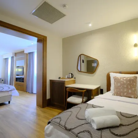 The Rizon Hotel
