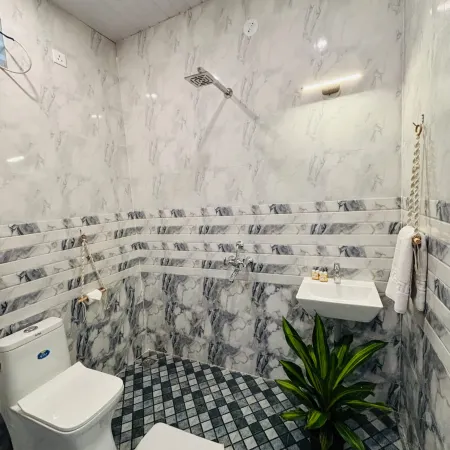 Agonda White