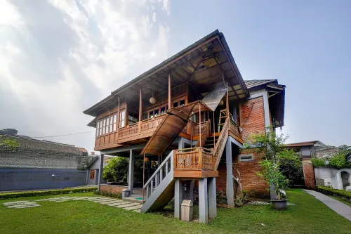 Villa Bumi Anindhita Lembang By BHATARA - Wifi