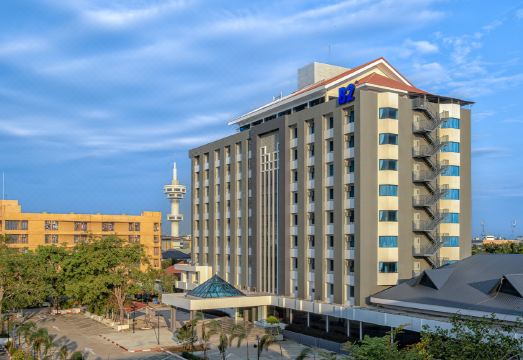 B2 수판 부리 프리미어 호텔 객실