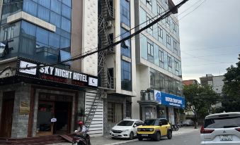 SKYNIGHT HOTEL