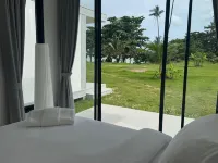 Sunrise Beachfront Rawai