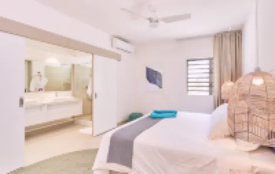 Les Estivales 海濱套房及頂層公寓與 LOV