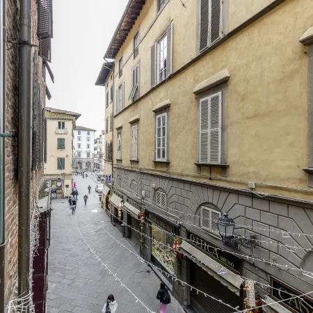 Lucca Charm B&B