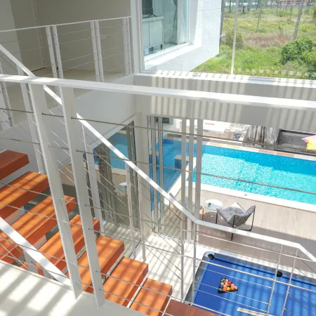 Le Leaf Valley Seabeach Z17 Marin Mira Poolvilla