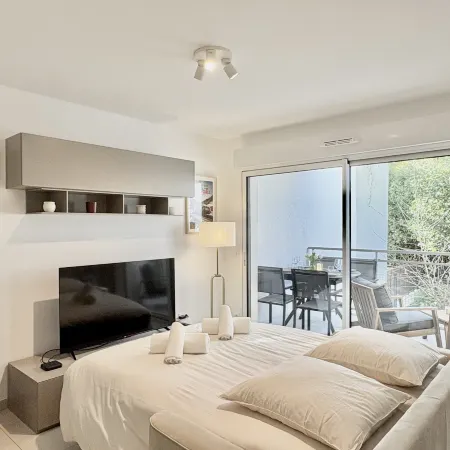 La Bananeraie beach cove apartment Eze Seaside