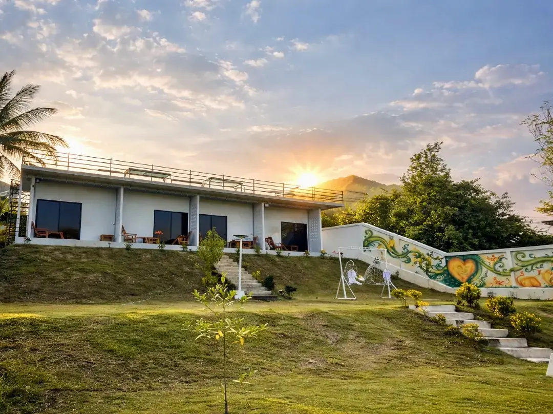 Tara-kheree Sky Camp Baankha - Suan Phueng District