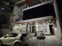 Palm Tree Hotel & Luxury Suites 라호르 호텔