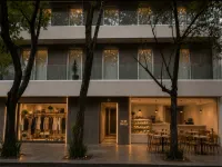 TO BE SUITES Hotels near Mexico Park