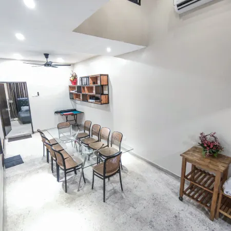 Cozy 4-Bedroom House BBQ Event at Klang by HCK Hoteles en Kapar