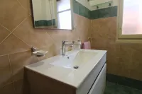 Lilith Apartment - 2-Star