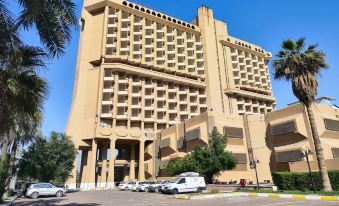 Al-Mansour Hotel