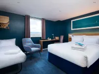 Travelodge Cheshire Oaks Hotels in Еллесмер-порт