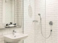 OYO Welsh Holiday Accommodation - Modern Stay فنادق في Angle
