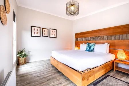 Whale Watcher 2 Отели в г. Колс-Бэй